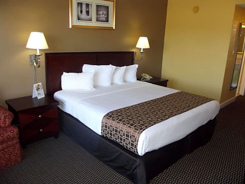 Ambassadors Inn & Suites