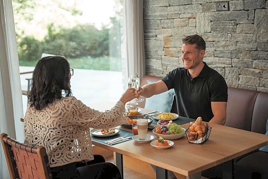 The Phoenix Fitness Hotel & free Spa Access at Alpen Resort
