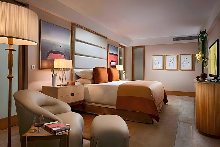 The Mulia