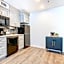 Be Our Guest! 1 Bedroom Condo Near Disney Parks!