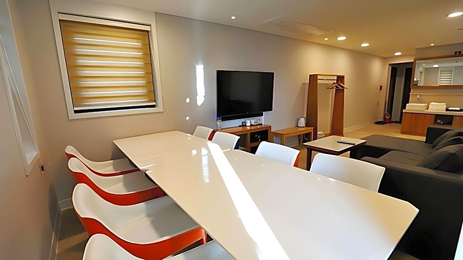 Anyang CNC Hotel