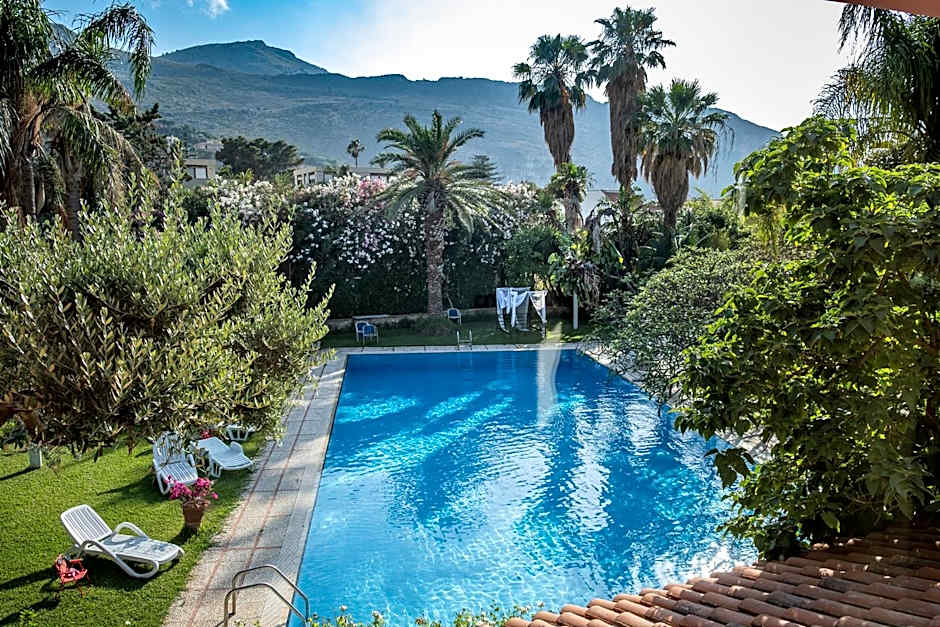 Villa Megna - Green Paradise B&B