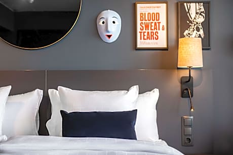 Standard Upper Floors