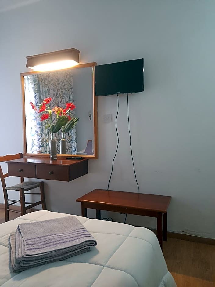 Onisillos Hotel