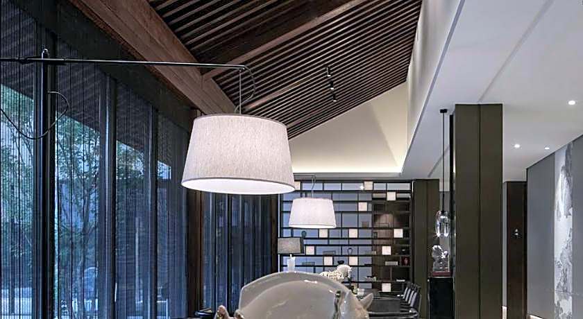 Ramada by Wyndham Luoyang Downtown