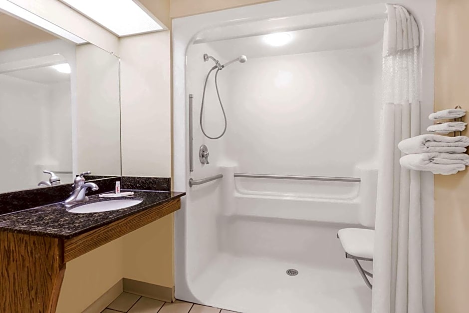 Days Inn by Wyndham Americus