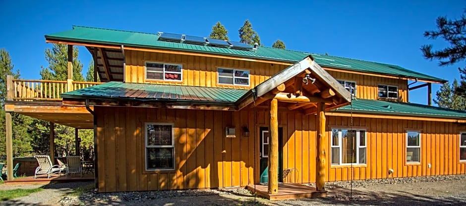 DiamondStone Guest Lodges