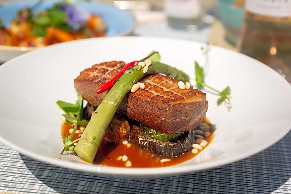 Golden Tulip Hotel & Rooftop Martigues Provence