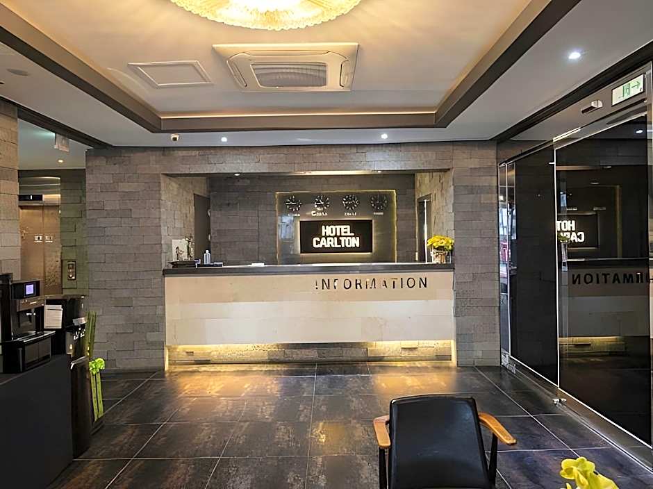 Hotel Carlton