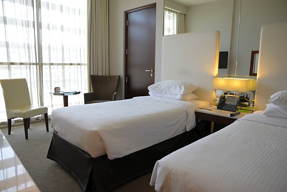 Yas Plaza Circuit by IHG