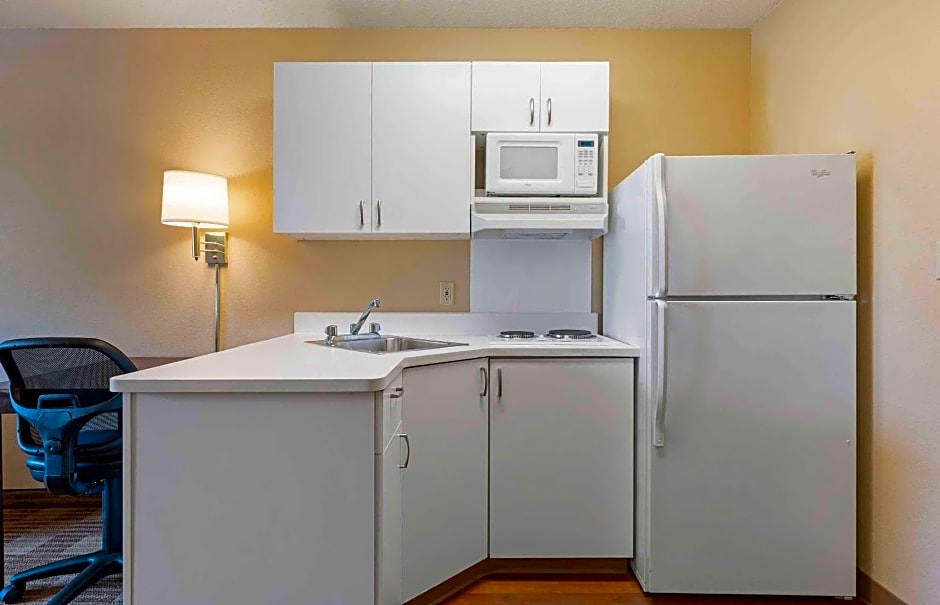 Extended Stay America Select Suites - Chicago - Hanover Park