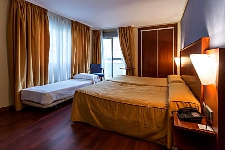 Double or Twin Room with Extra Bed