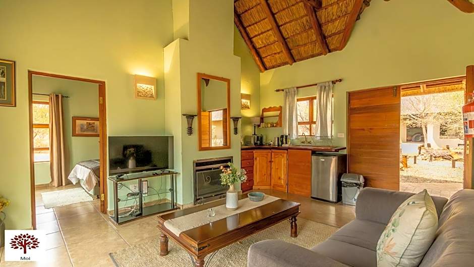 Zebula Golf and Wildlife Estate - Walk of the Eland Pax 12 - Moi Signature Luxury villa