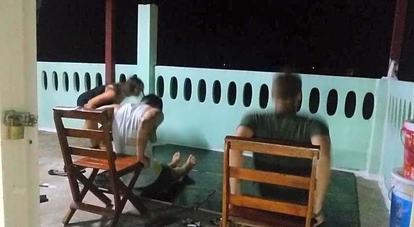 Rueang Sri Siri Guesthouse