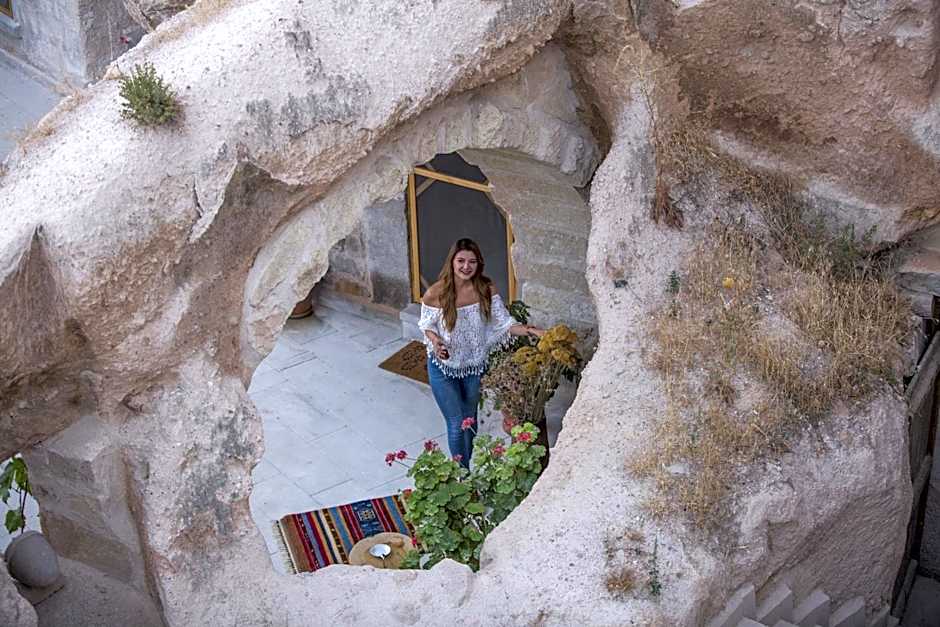 Helike Cave Suites