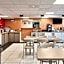Comfort Aparthotel Versailles, St Cyr l'Ecole