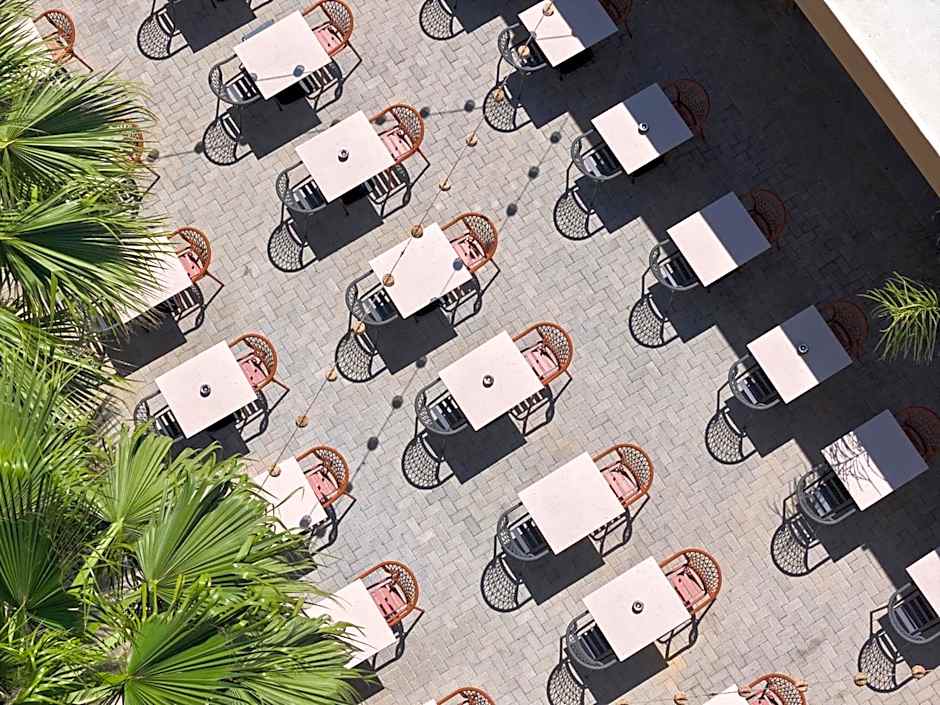 Infinity Blue Boutique Hotel & Spa - Adults Only