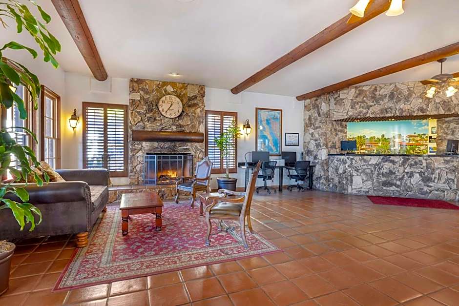 Best Western Plus Hacienda Suites-Old Town