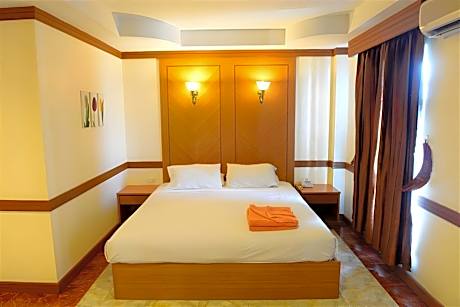 Special Room B - Massage Chair