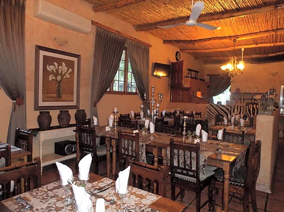 Old Mill Lodge, Working Ostrich Farm & Restaurant, Oudtshoorn