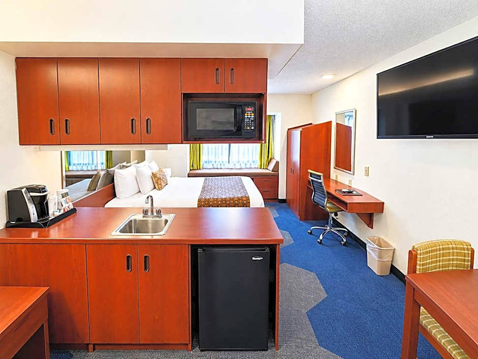 Microtel Inn & Suites By Wyndham Dover