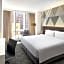 Courtyard by Marriott Long Island City/New York Manhattan View