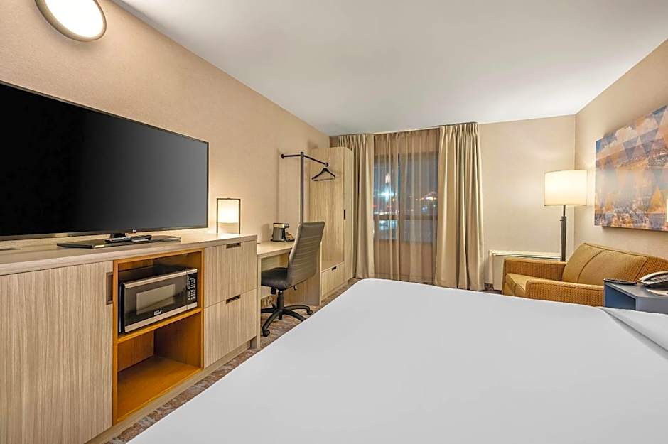 Comfort Inn Ancienne-Lorette - Quebec Airport