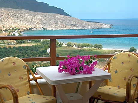 Twin Room with Sea View - Second Level