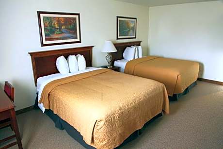 Standard Two Queen Room - Disability Access