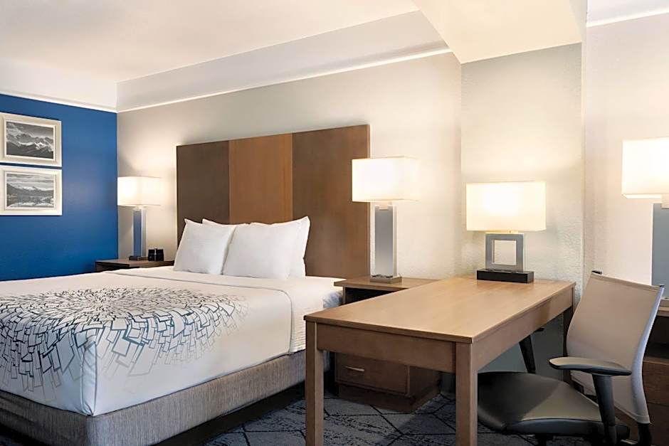 La Quinta Inn & Suites by Wyndham Rapid City