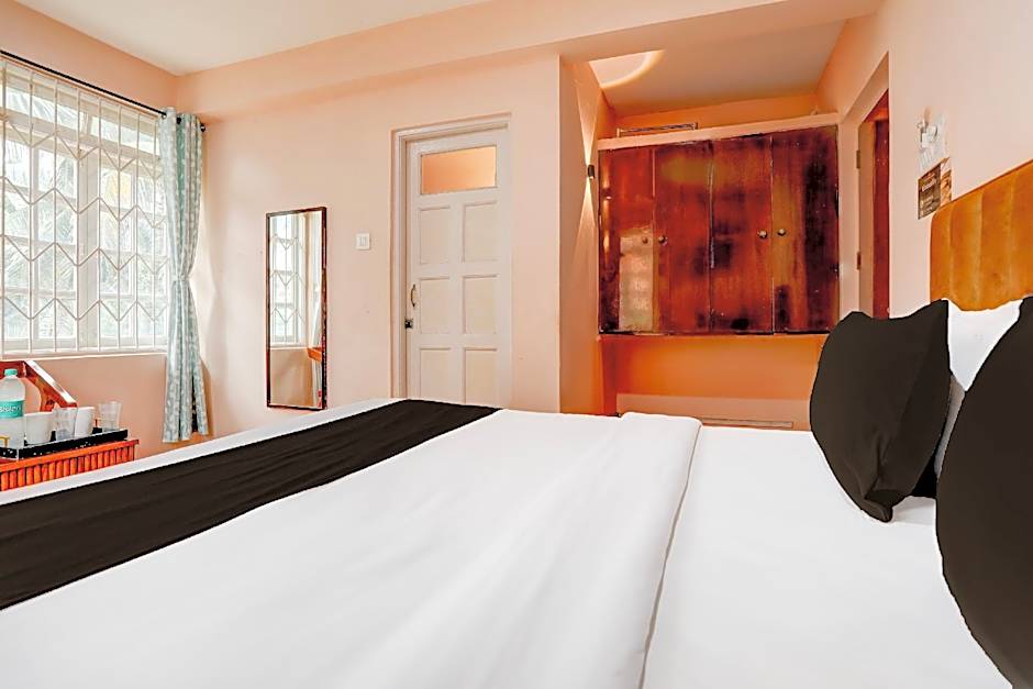 Majestic Inn – Calangute, KY