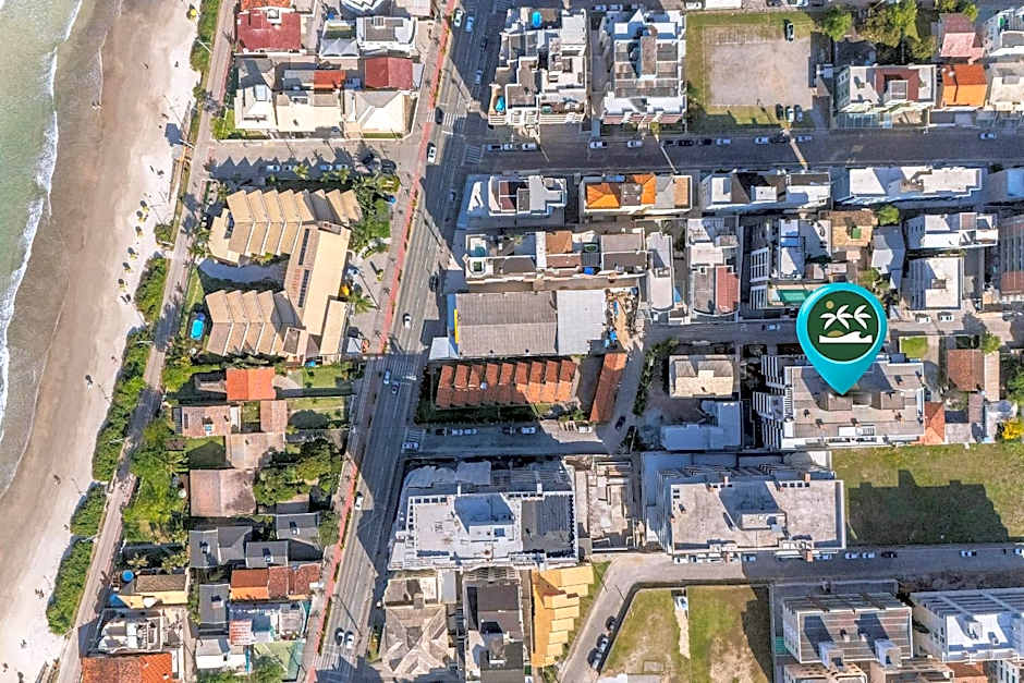 Recanto dos Girassóis 203 - Excelente apartamento 2 quartos em prédio com piscina - à 200m do mar - (Consultar serviços de roupa de cama e banho)