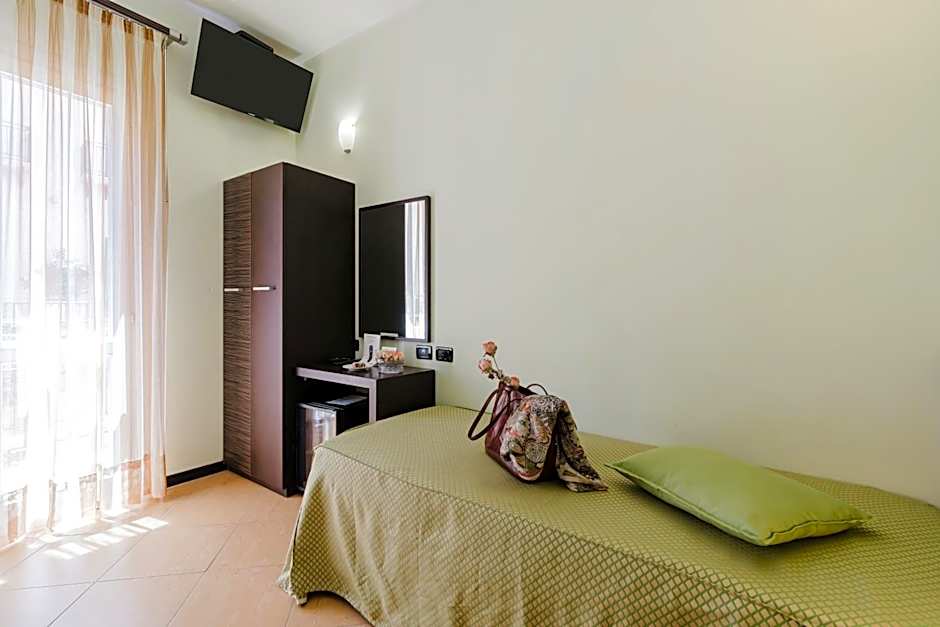 Cerri Hotel