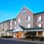 Country Inn & Suites by Radisson, Clinton, IA