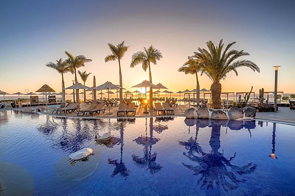 Barceló Santiago Hotel