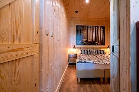 Apartment with Lake View