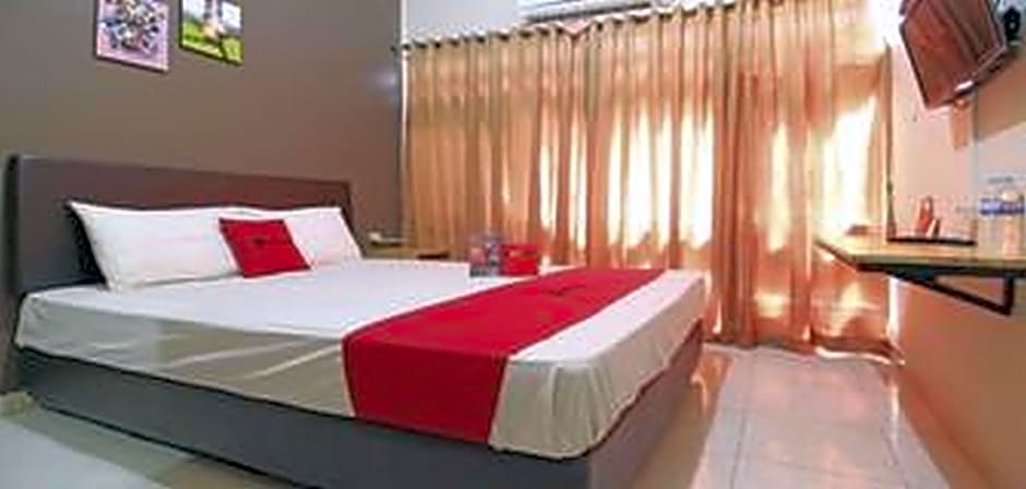 RedDoorz near Pojok Beteng Prawirotaman