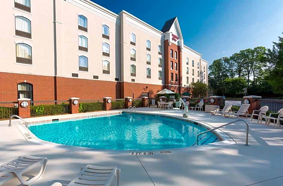Hampton Inn Belmont at Montcross