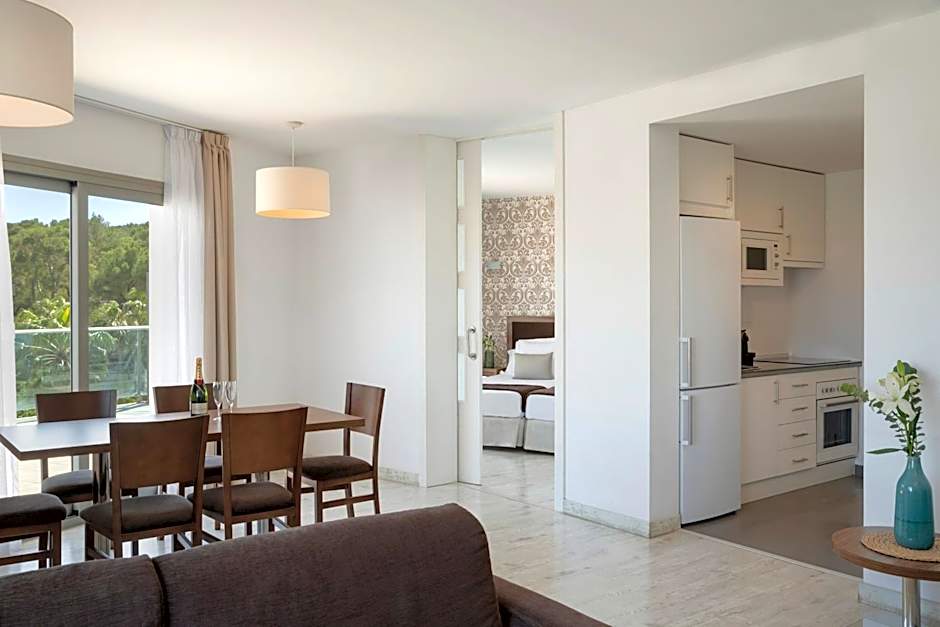 Portodrach Aparthotel & Suites