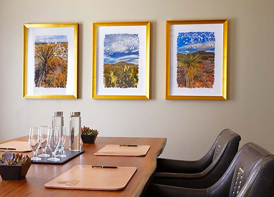 The Plaza Hotel Pioneer Park