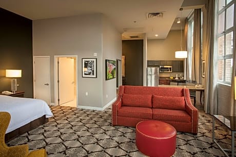 1 King Studio Suite