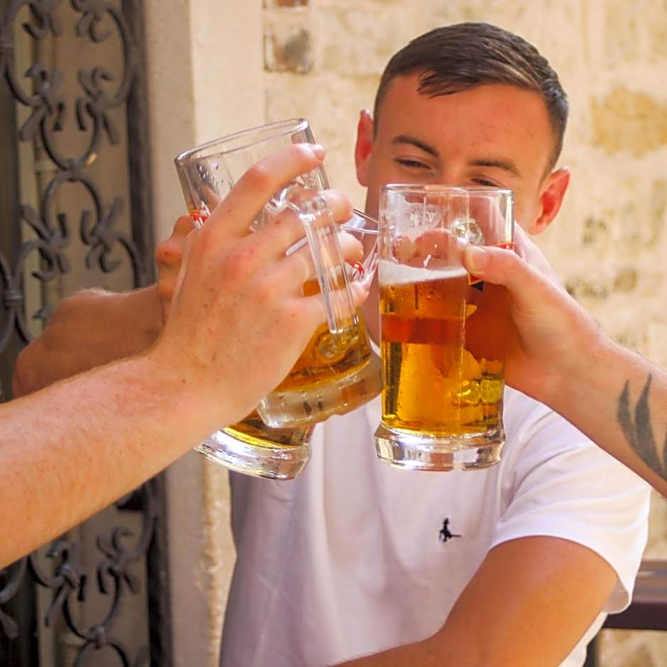 Booze & Snooze Social Hostel