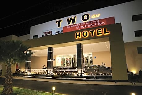 Hotel Two Select
