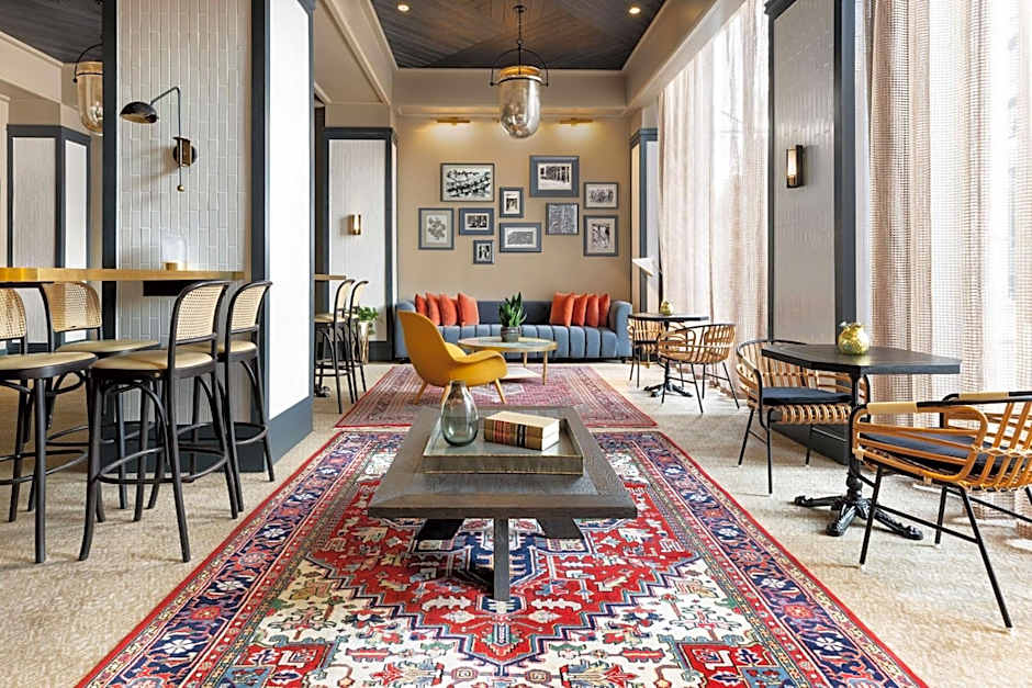 The Candler Hotel Atlanta, Curio Collection by Hilton