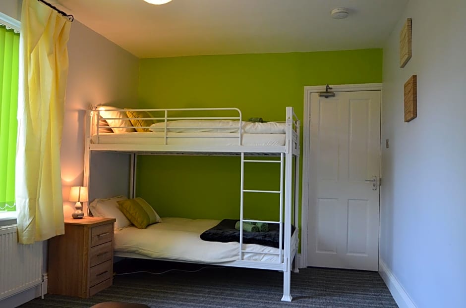 Old Trafford Guest House