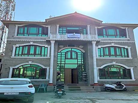 Hotel O NIT Srinagar Formerly Amber Inn