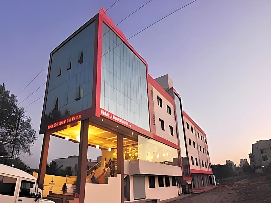 Sai Grand Castle Inn