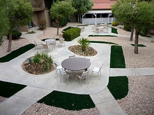 Travelodge Inn & Suites by Wyndham Yucca Valley/Joshua Tree