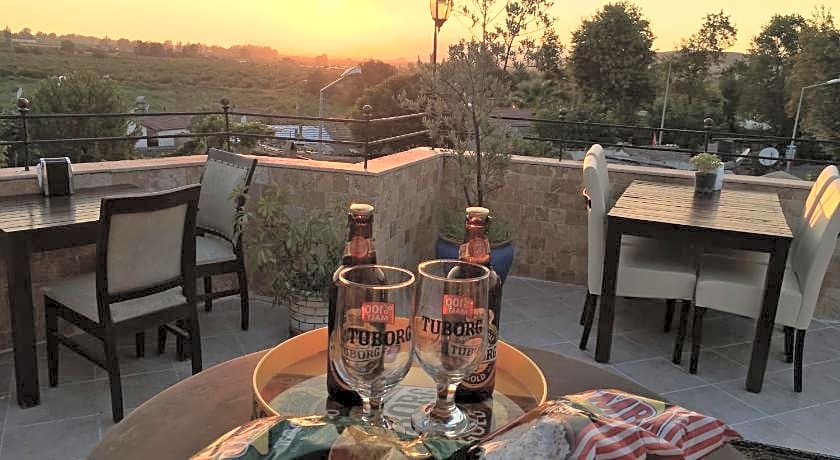 Rebetika Hotel
