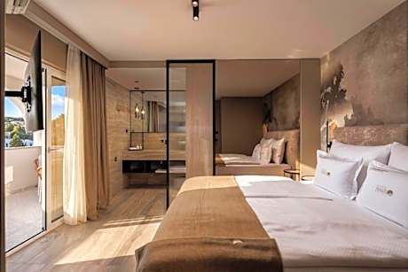 Presidential Suite Sea Side